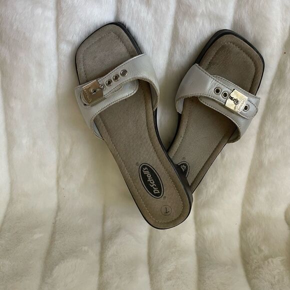 Dr Scholl’s light gray leather slides sandals side buckle square toe size 7 - Picture 10 of 16